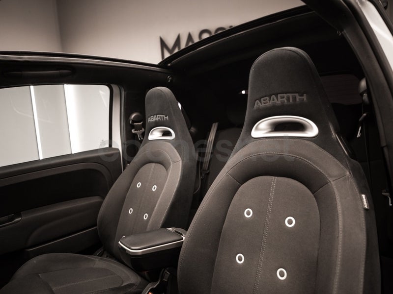 Abarth 500c 2018 — photo 2