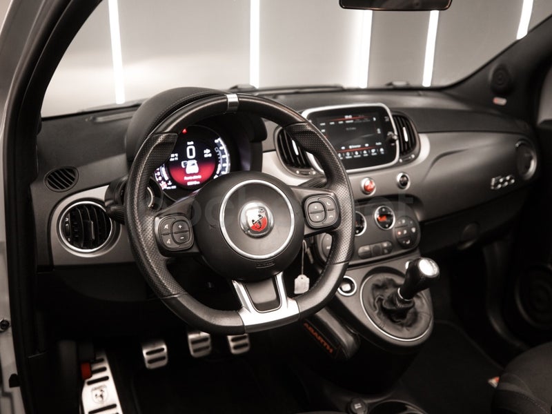 Abarth 500c 2018 — photo 4