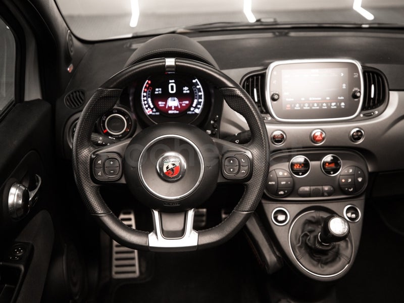 Abarth 500c 2018 — photo 8