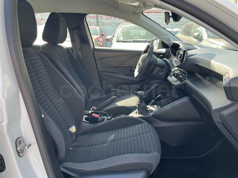 Peugeot 208 2022 — photo 4