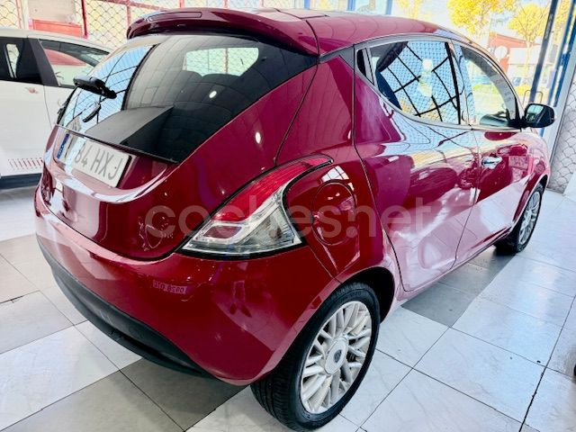 Lancia Ypsilon 2014 — photo 4