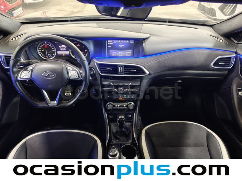 Infiniti Q30 2017 — photo 7