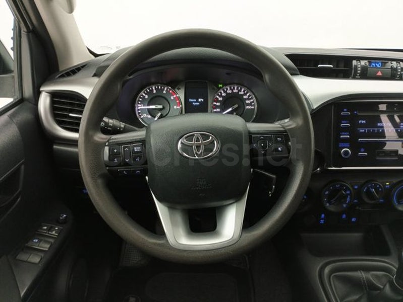Toyota Hilux 2021 — photo 7
