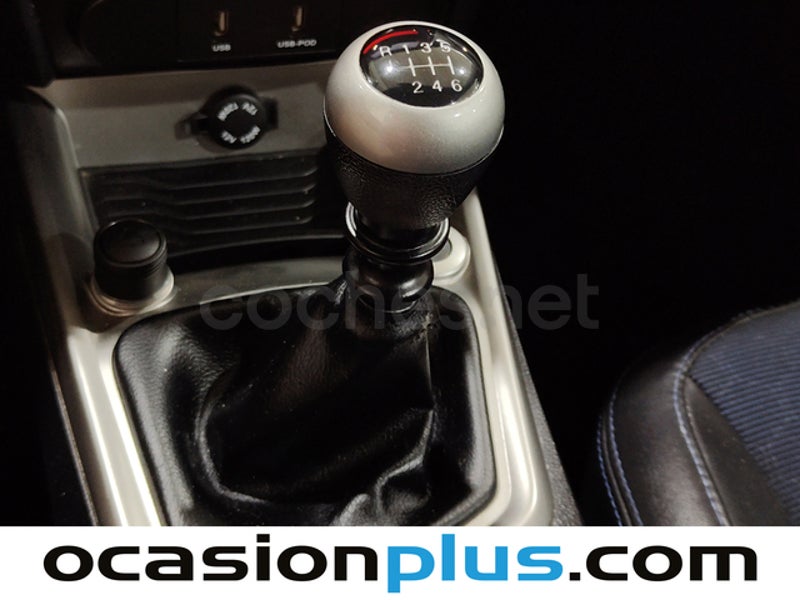 Ssangyong Tivoli 2017 — photo 5