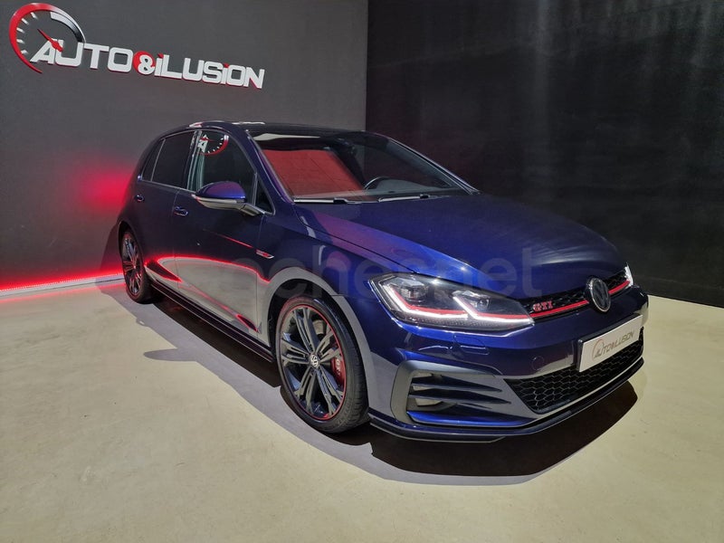Volkswagen Golf 2019 — photo 2