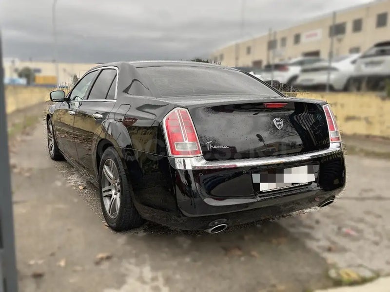 Lancia Thema 2012 — photo 6