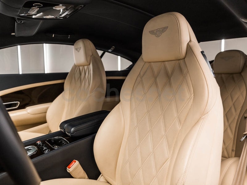 Bentley Continental Gt 2012 — photo 2