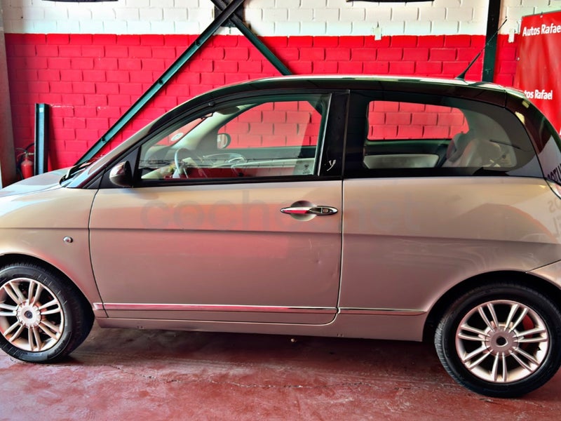 Lancia Ypsilon 2008 — photo 3