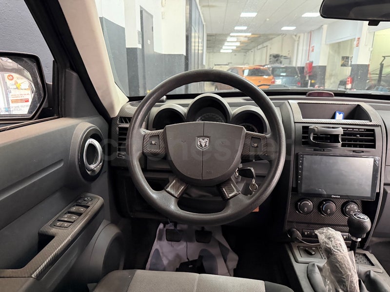 Dodge Nitro 2007 — photo 8