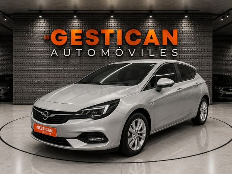 Opel Astra 2021