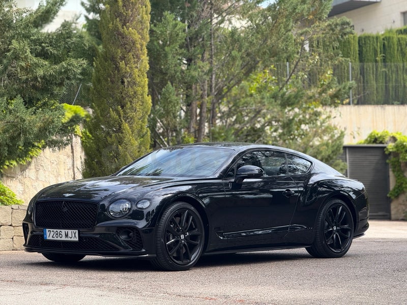 Bentley Continental Gt 2023 — photo 2