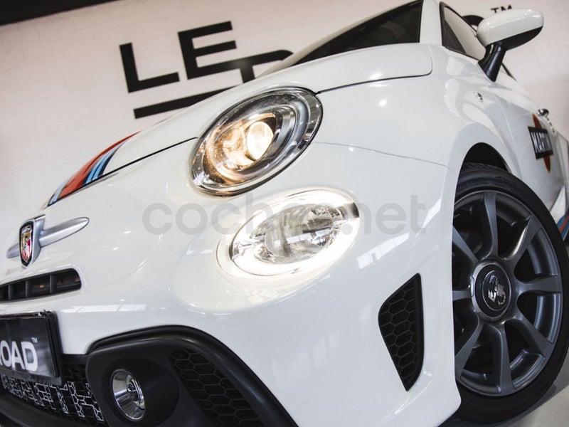 Abarth 500 2021 — photo 2
