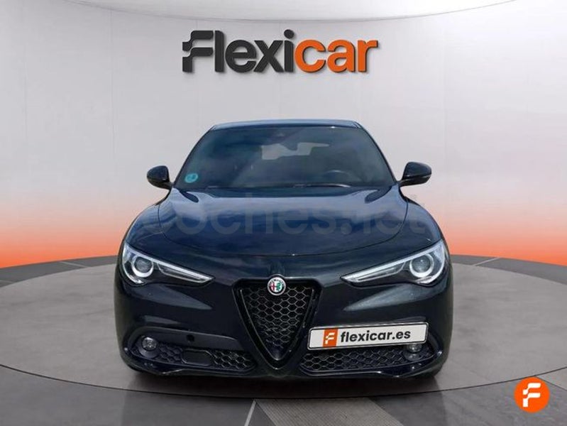 Alfa Romeo Stelvio 2022 — photo 2