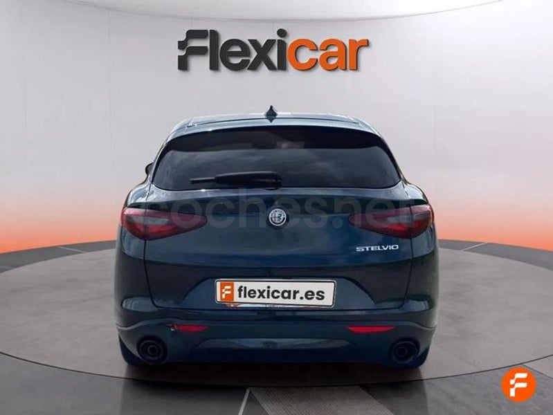 Alfa Romeo Stelvio 2022 — photo 8