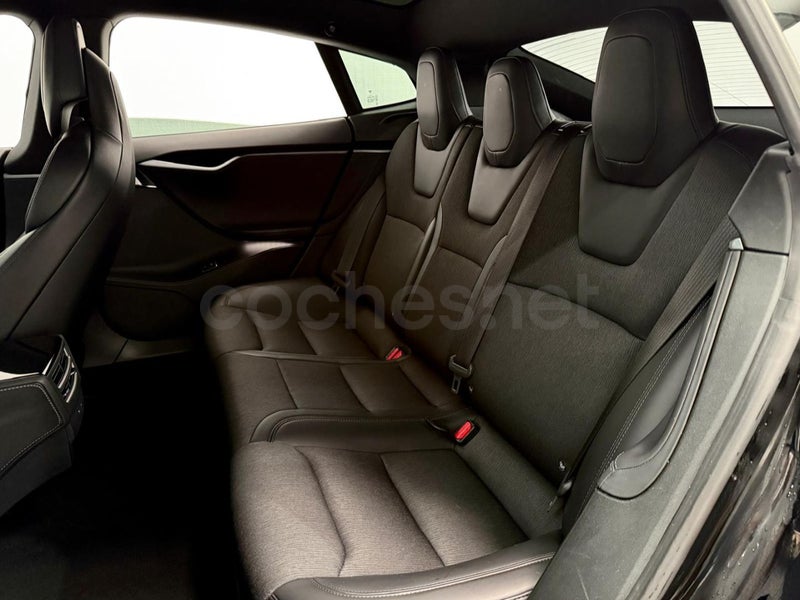 Tesla Model S 2019 — photo 8