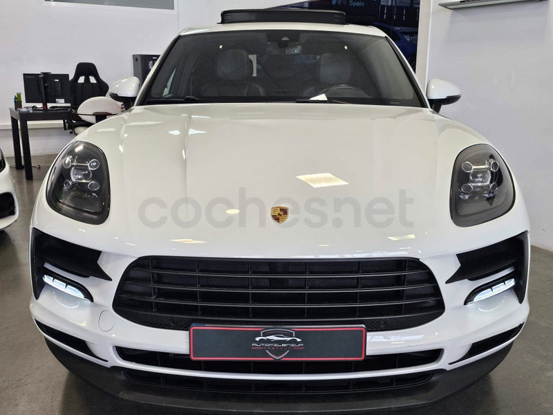 Porsche Macan 2021 — photo 2