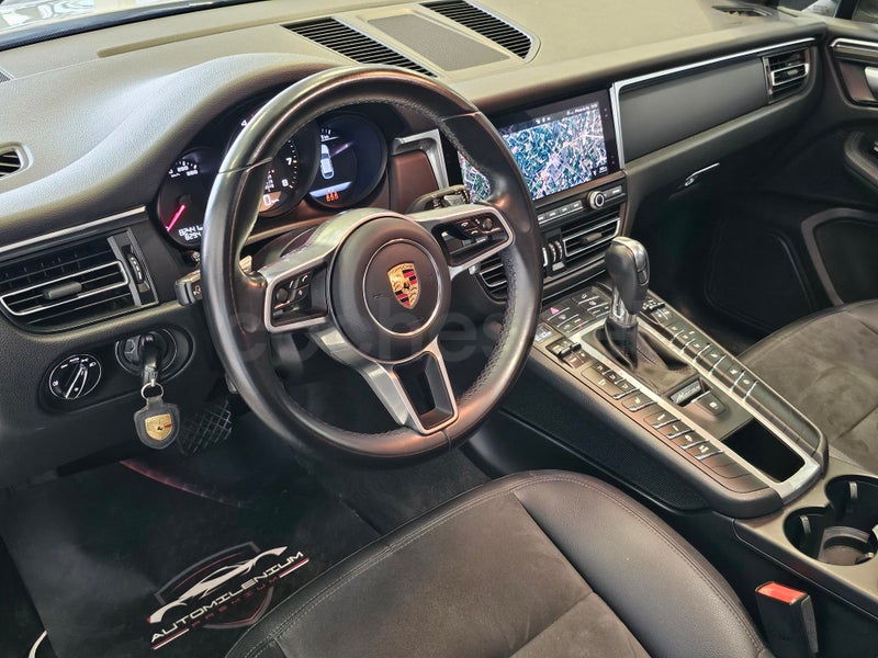 Porsche Macan 2021 — photo 6