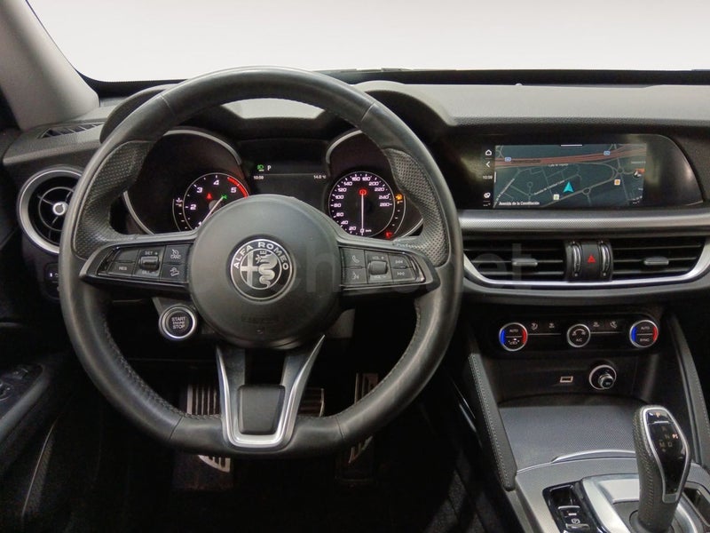 Alfa Romeo Stelvio 2021 — photo 7