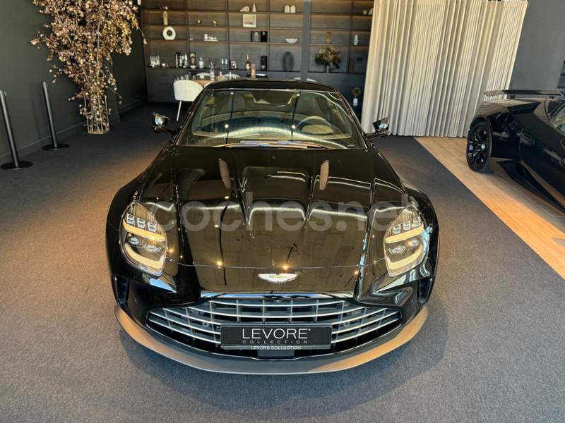 Aston Martin Vantage 2024 — photo 2