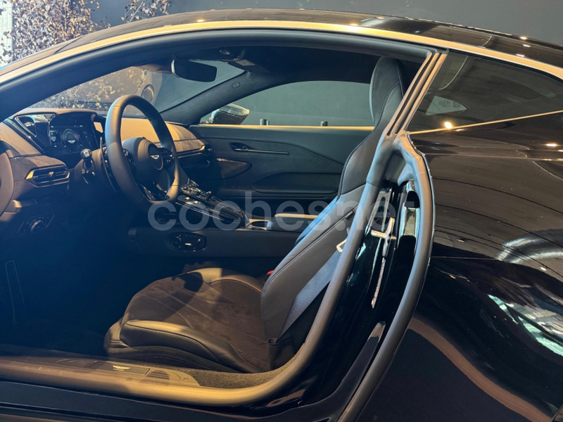 Aston Martin Vantage 2024 — photo 4