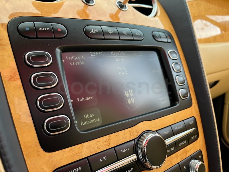 Bentley Continental Gtc 2008 — photo 8