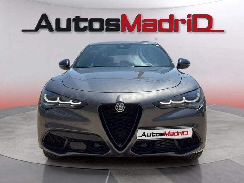 Alfa Romeo Stelvio 2023 — photo 2
