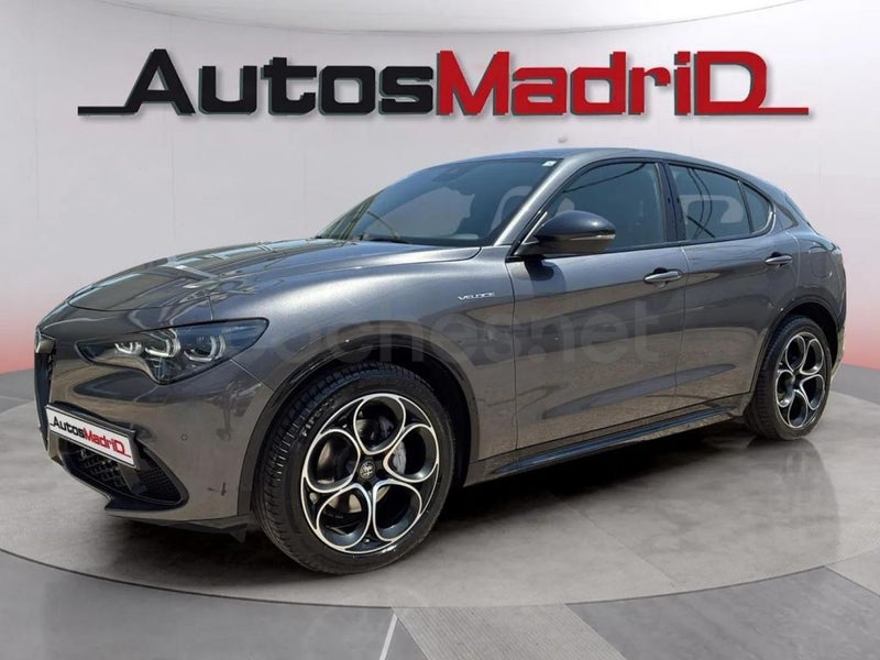 Alfa Romeo Stelvio 2023 — photo 4