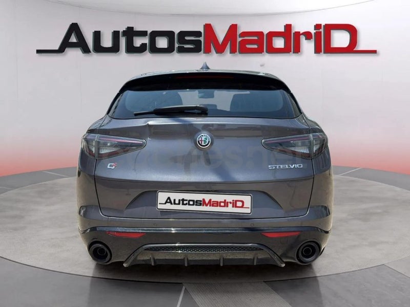 Alfa Romeo Stelvio 2023 — photo 5