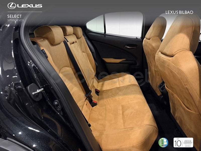 Lexus Ux 2026 — photo 7