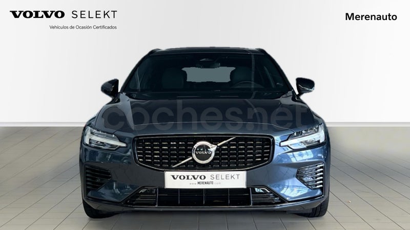 Volvo V60 2024 — photo 2