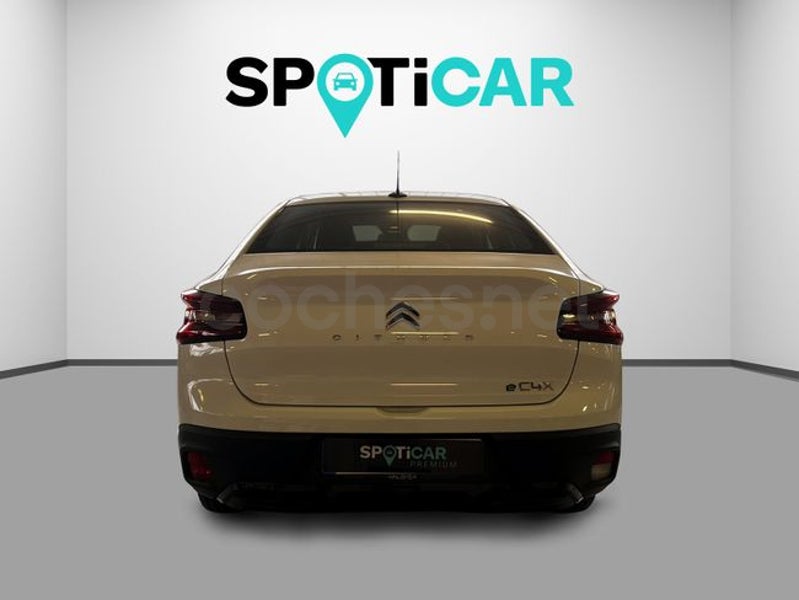 Citroen ë-C4 X 2025 — photo 6