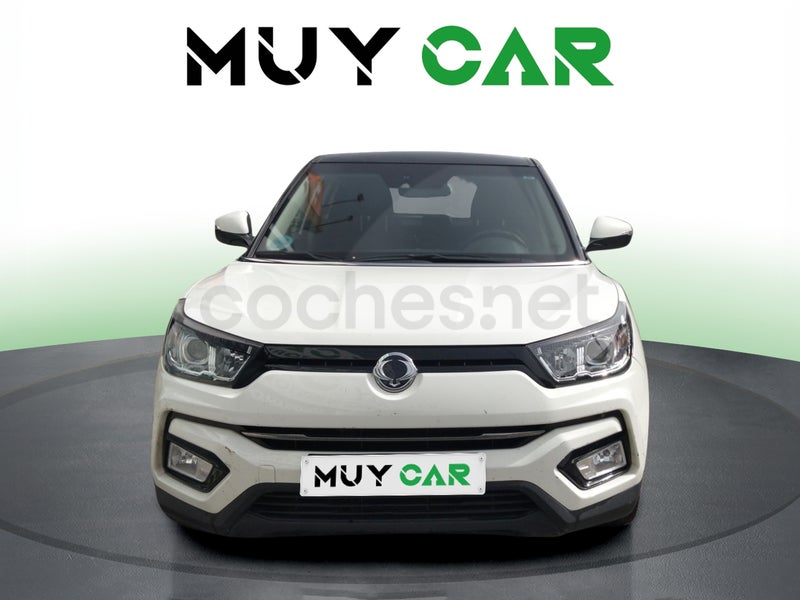 Ssangyong Tivoli 2018 — photo 2