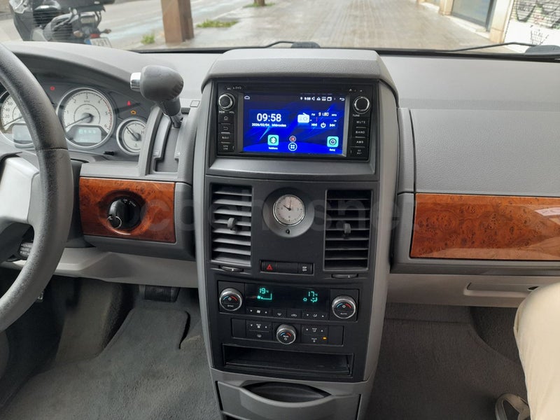 Chrysler Grand Voyager 2009 — photo 8