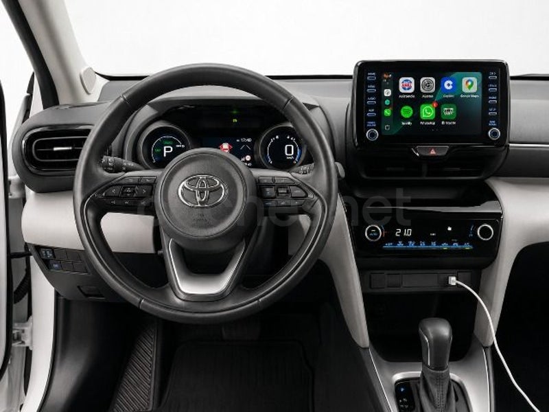 Toyota Yaris Cross 2022 — photo 8