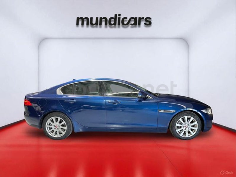 Jaguar Xe 2015 — photo 2