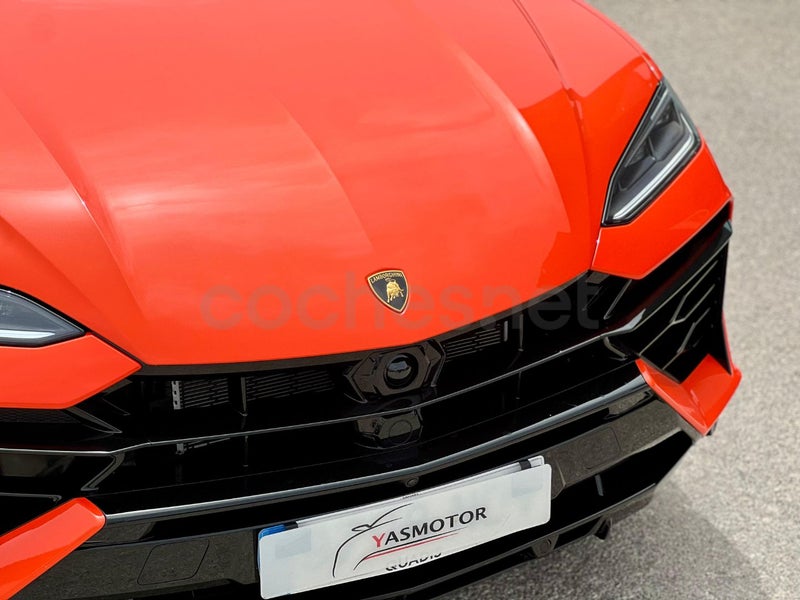Lamborghini Urus 2025 — photo 3
