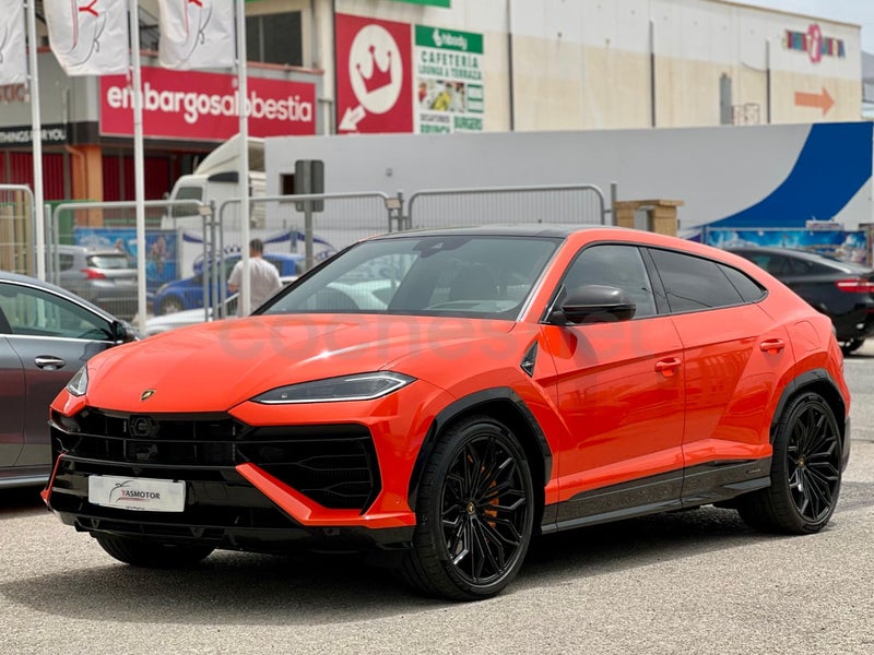 Lamborghini Urus 2025 — photo 6