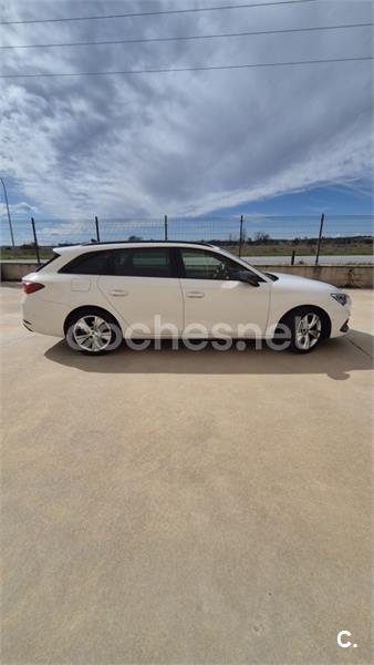 Seat Leon 2022 — photo 2