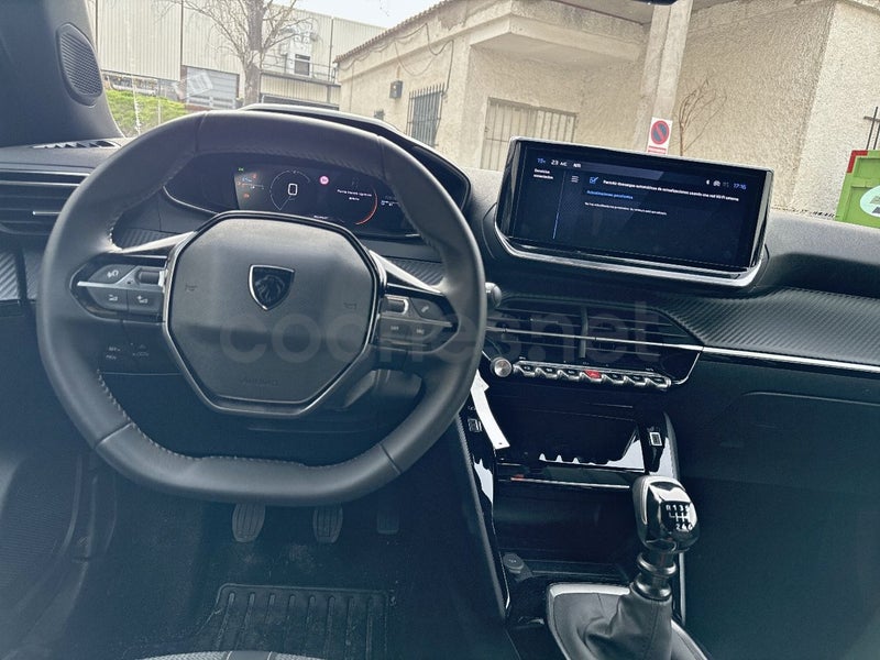 Peugeot 2008 2025 — photo 8