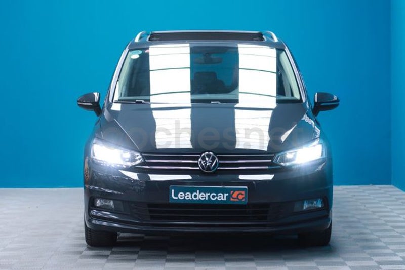Volkswagen Touran 2021 — photo 3