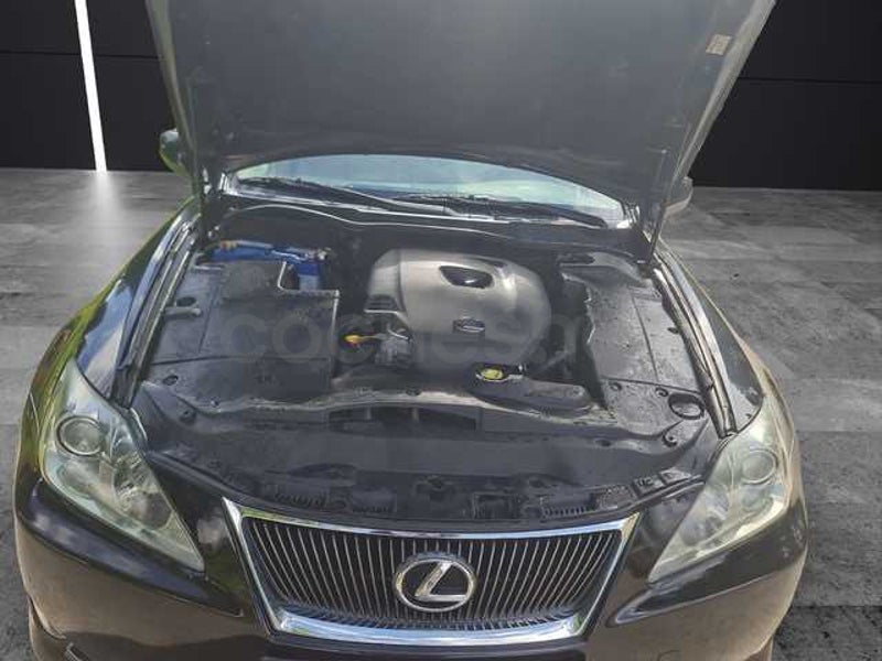 Lexus Is220d 2006 — photo 8