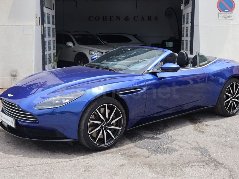 Aston Martin Db11 2021 — photo 2