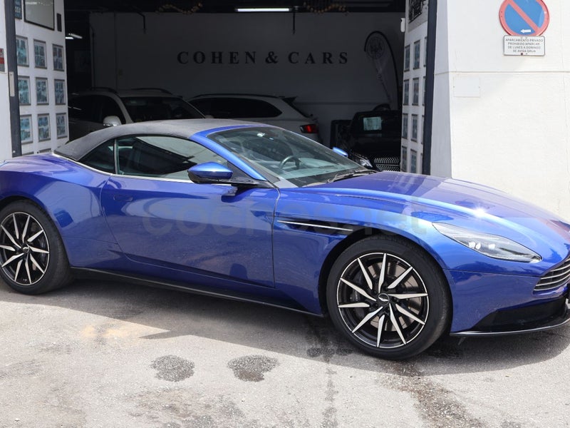 Aston Martin Db11 2021 — photo 5