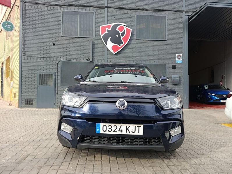 Ssangyong Tivoli 2018 — photo 2