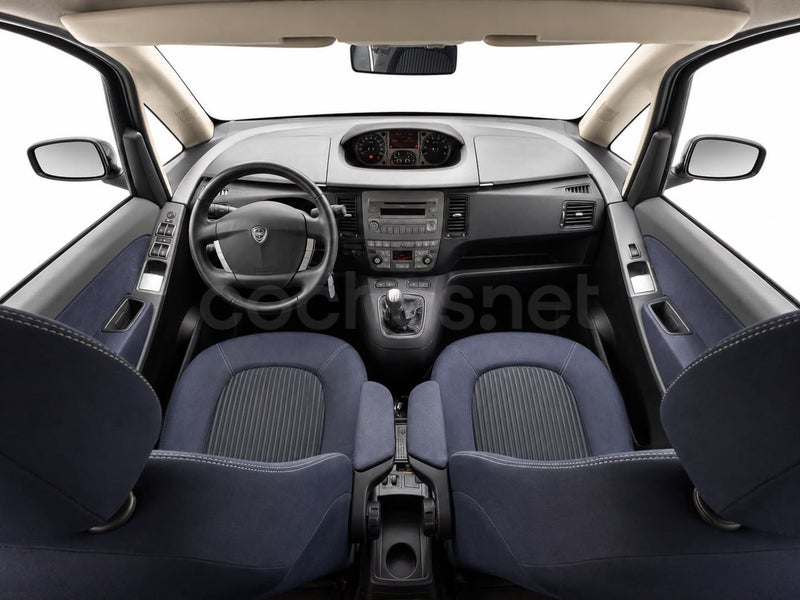 Lancia Musa 2007 — photo 5