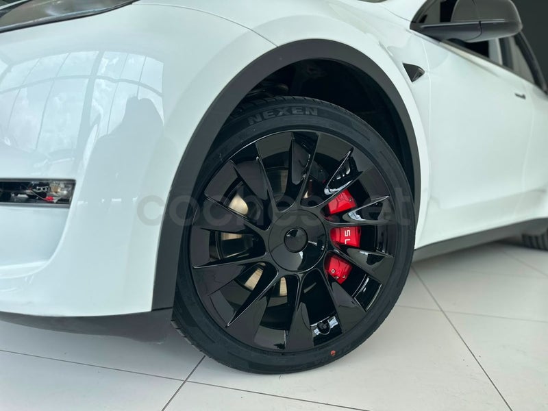 Tesla Model Y 2022 — photo 7