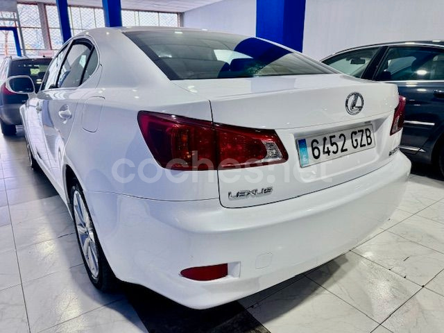 Lexus Is 2010 — photo 4
