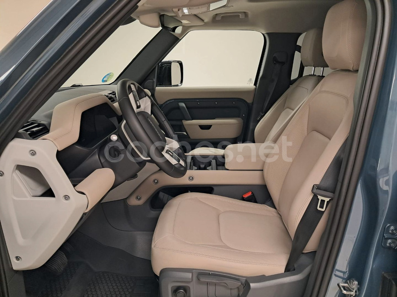 Land-rover Defender 2023 — photo 7