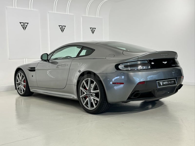 Aston Martin Vantage V8 2013 — photo 5