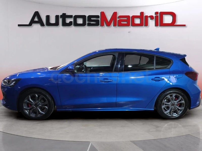 Ford Focus 2023 — photo 4